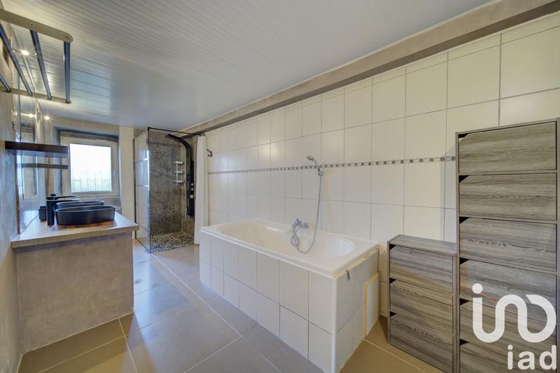 Maison de village - 160 m² - 6 pièces