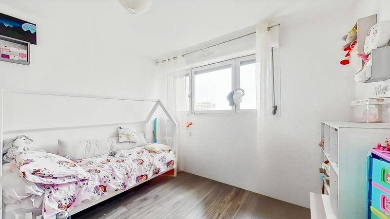 Appartement - 111 m² - 5 pièces