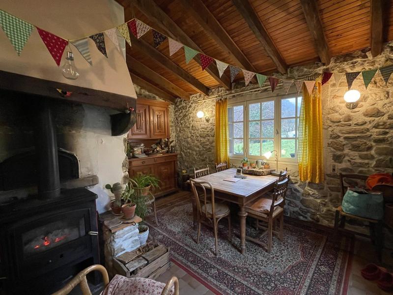 Maison - 177 m² - 10 pièces