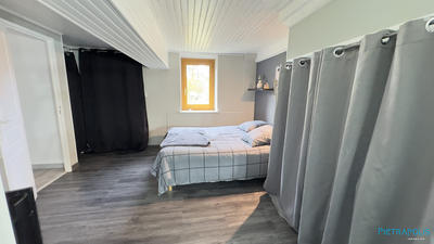 Maison traditionnelle - 176 m² - 6 pièces