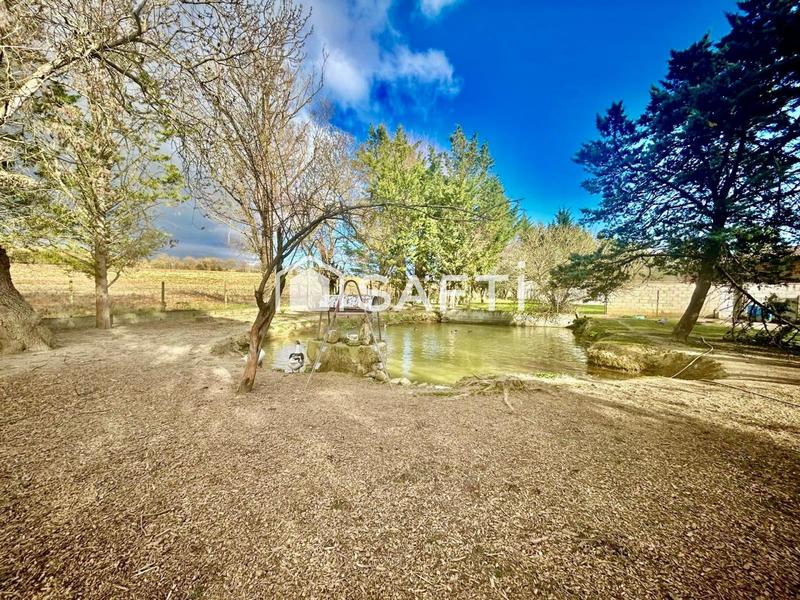 Maison - 375 m² - 22 pièces