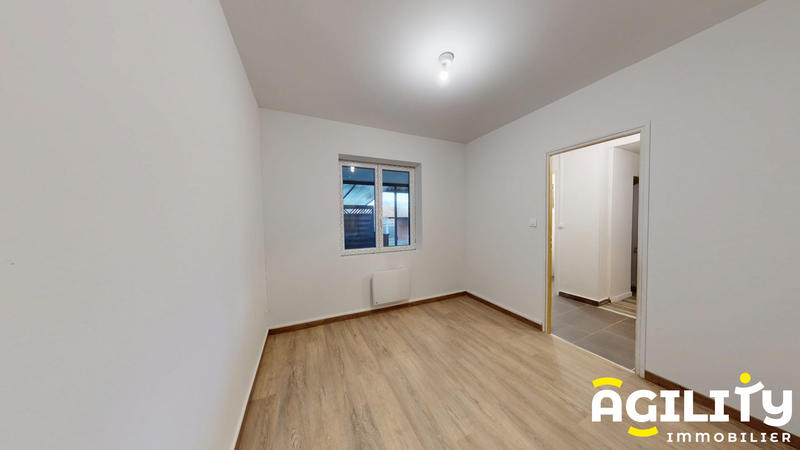 Appartement - 100 m² - 4 pièces