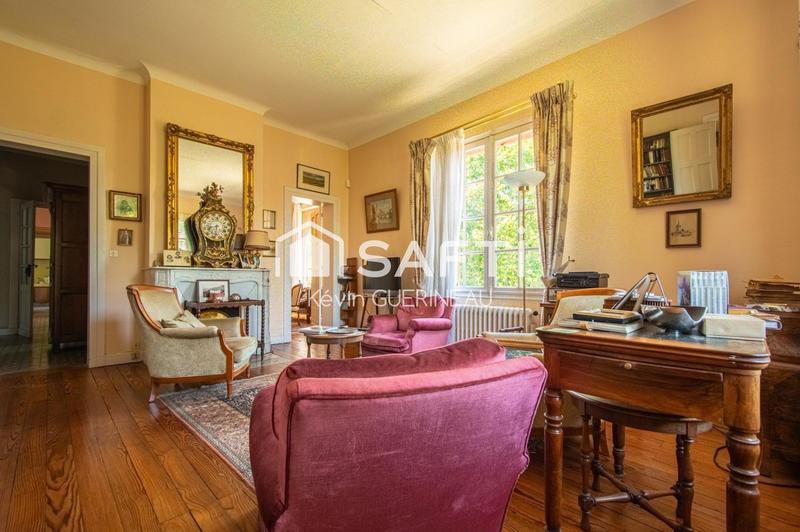 Villa - 295 m² - 12 pièces