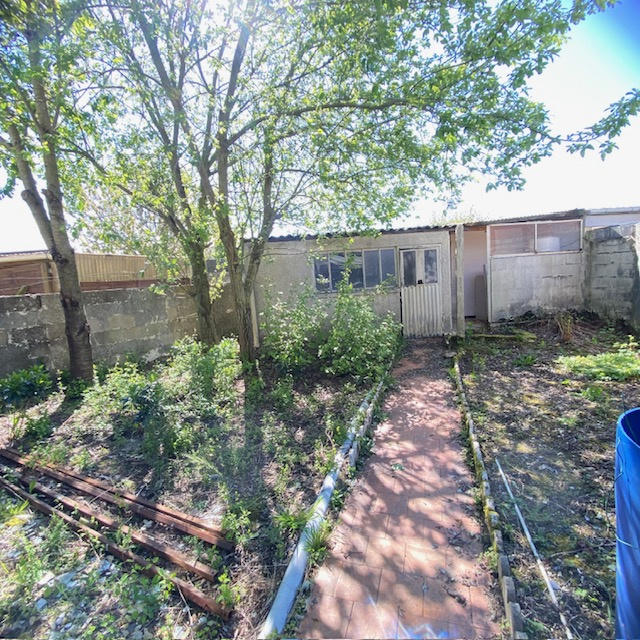 Maison - 87 m² - 6 pièces