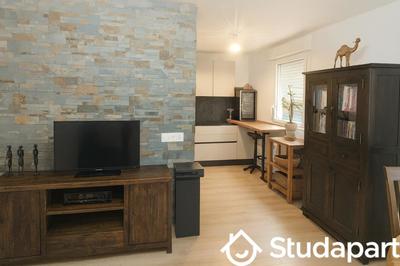 Chambre - 12 m² - 1 pièce