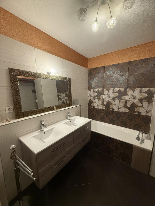 Appartement - 112 m² - 4 pièces