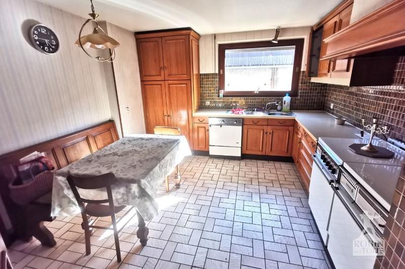 Maison ancienne - 185 m² - 8 pièces