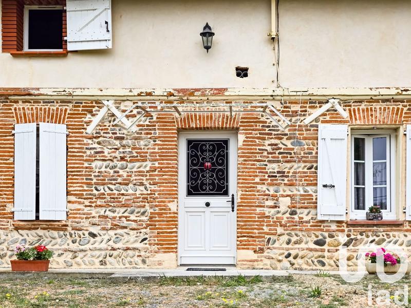 Maison - 260 m² - 6 pièces