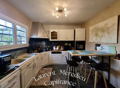 Maison - 143 m² - 6 pièces