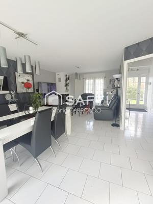 Maison - 111 m² - 6 pièces