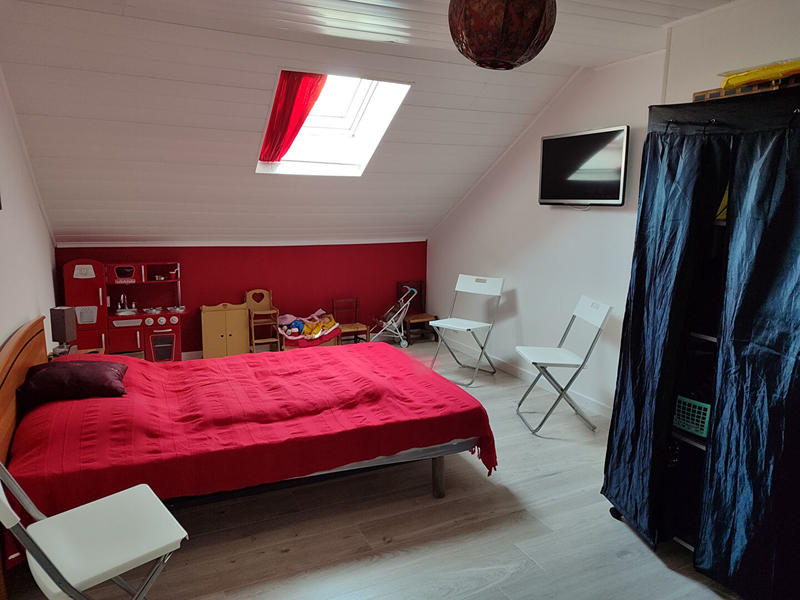 Maison - 110 m² - 6 pièces