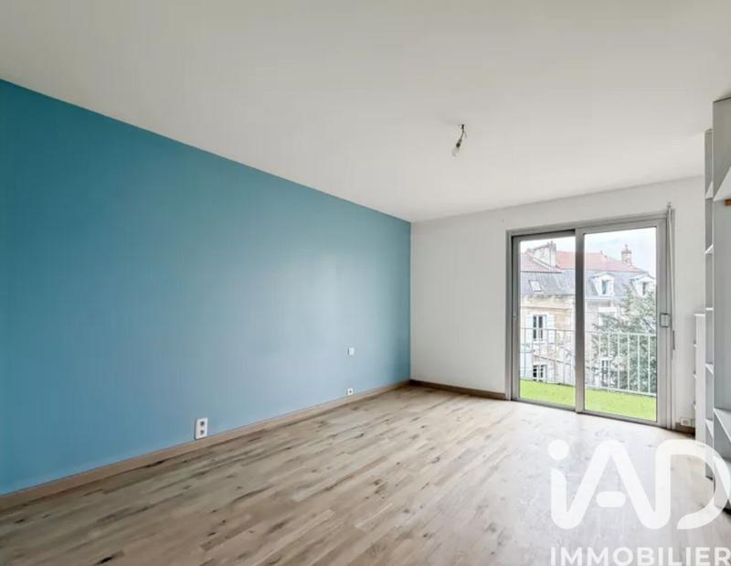 Appartement - 120 m² - 3 pièces