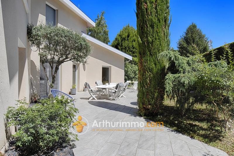 Maison - 165 m² - 5 pièces