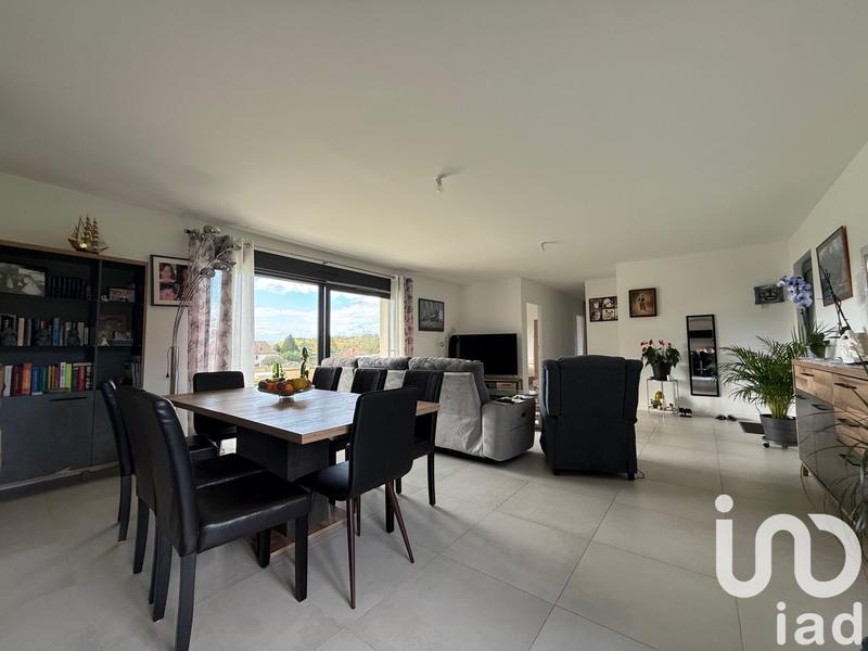 Maison - 105 m² - 4 pièces