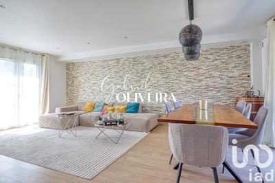 Maison - 140 m² - 7 pièces