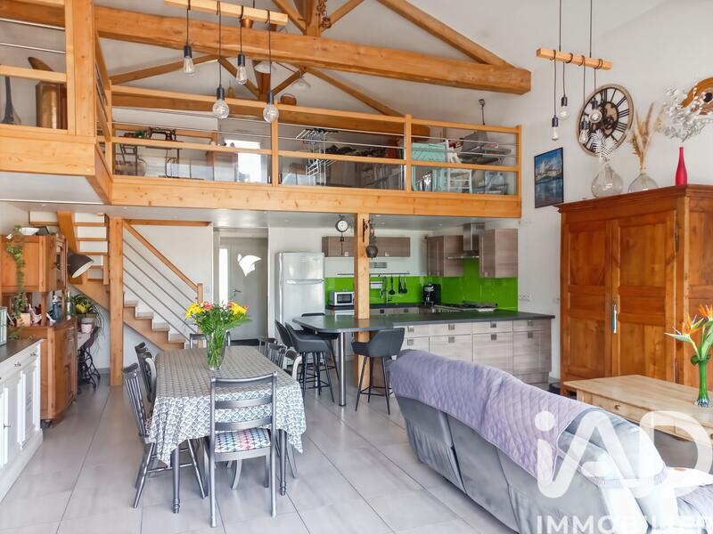 Maison - 380 m² - 11 pièces