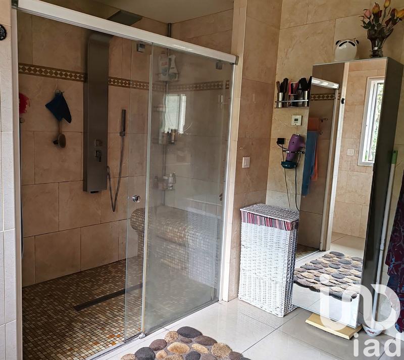 Maison - 290 m² - 8 pièces