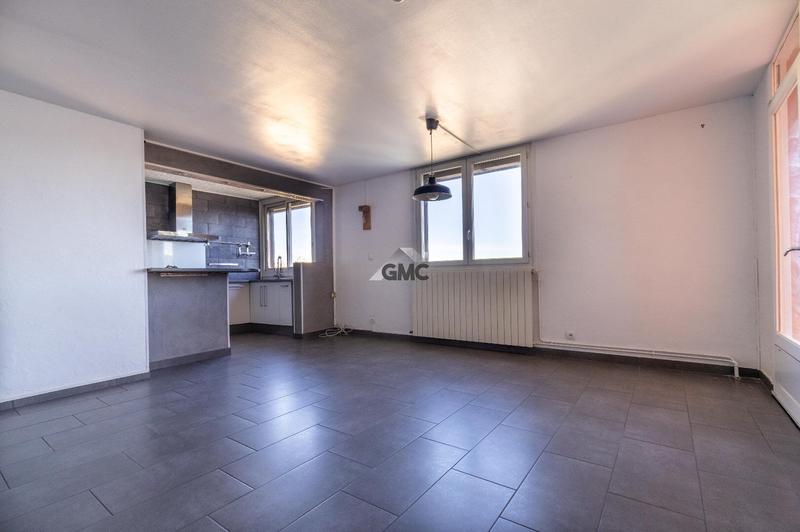 Appartement - 82 m² - 4 pièces