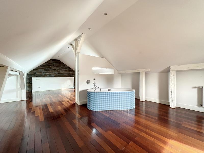 Appartement - 92 m² - 3 pièces