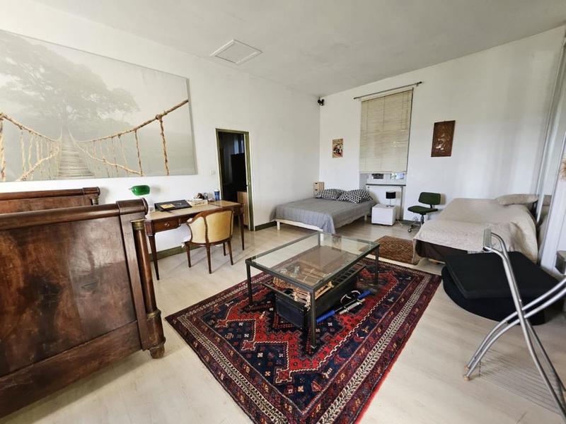 Corps de ferme - 270 m² - 17 pièces