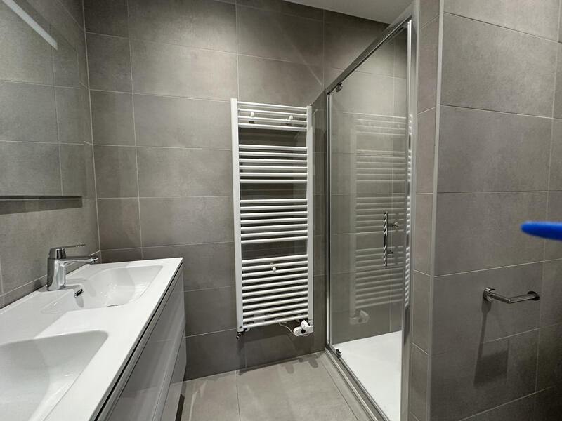 Appartement - 98 m² - 5 pièces