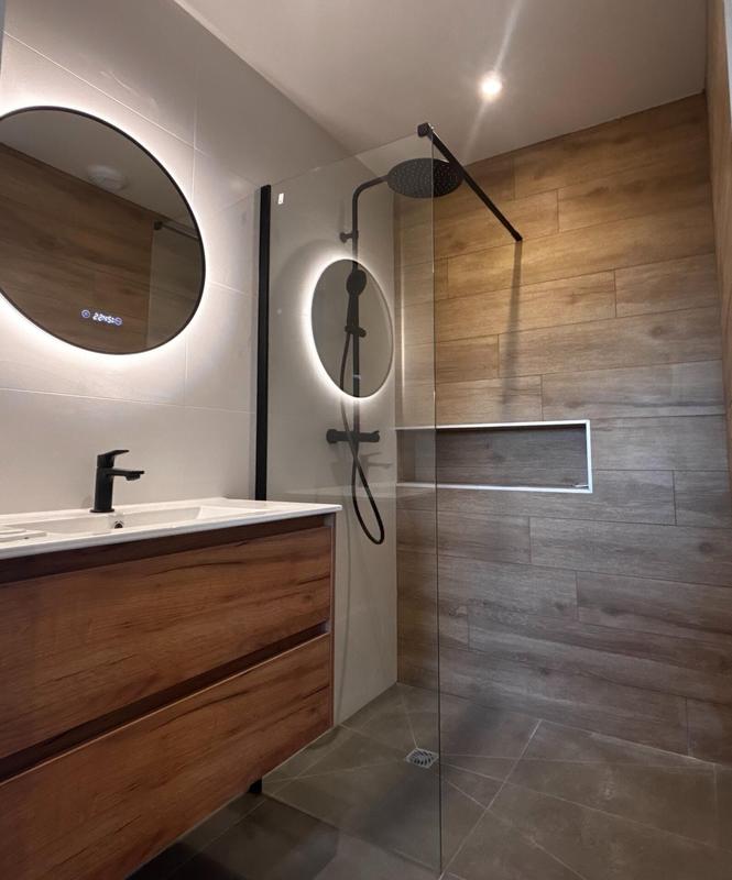 Maison - 93 m² - 5 pièces