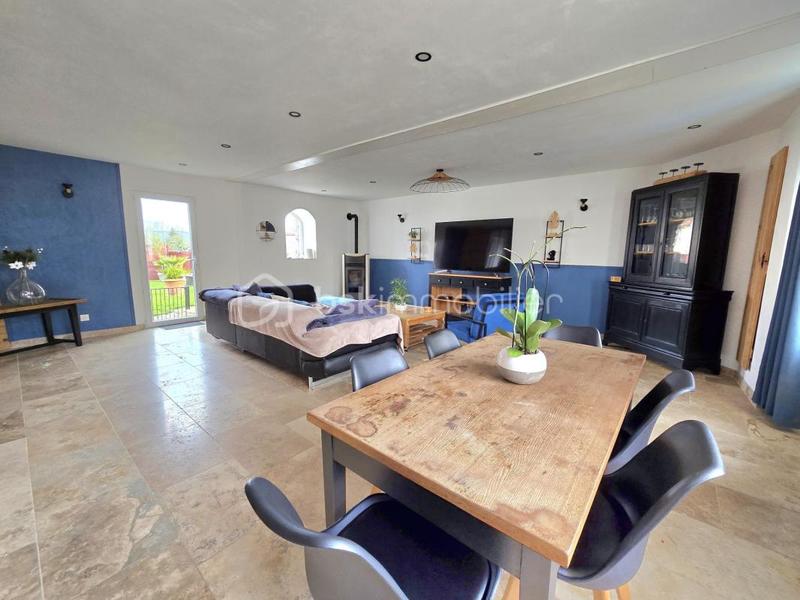 Maison - 195 m² - 6 pièces