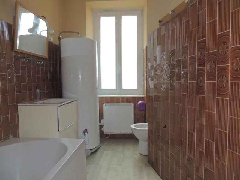 Maison de ville - 92 m² - 5 pièces