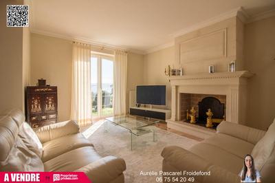 Maison - 167 m² - 6 pièces