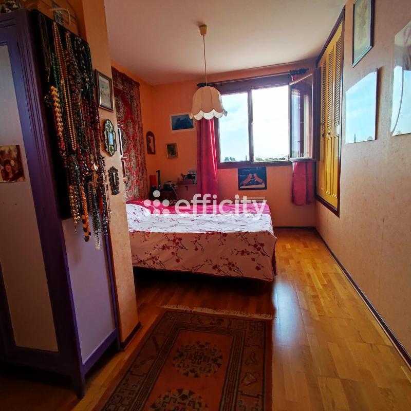 Maison - 163 m² - 6 pièces