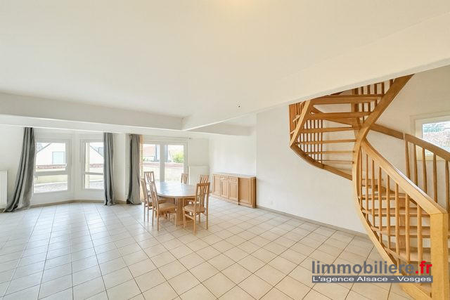 Maison - 158 m² - 5 pièces