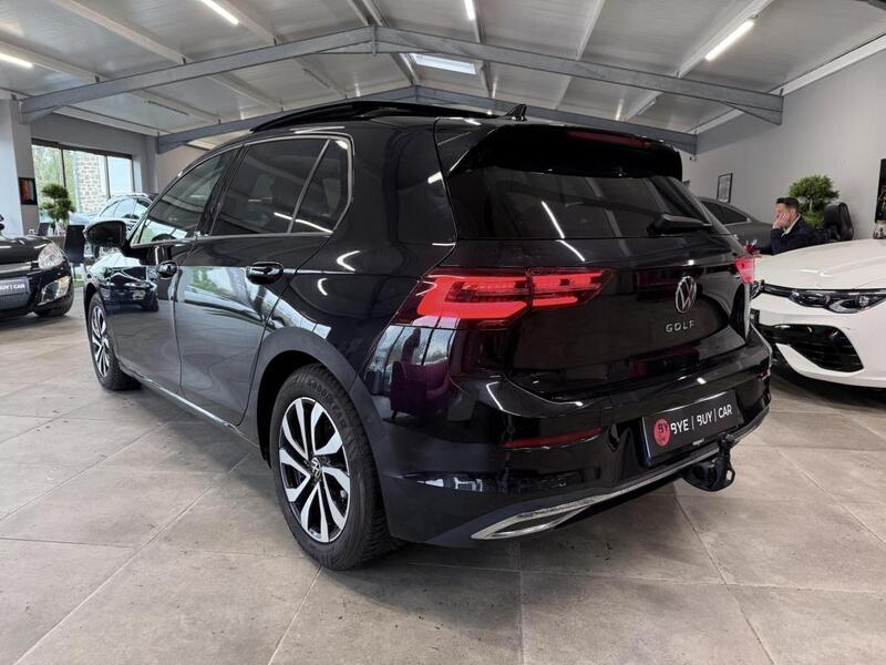 Volkswagen Golf VIII 2.0 Tdi Scr 150 - Dsg7 Berline Active Phase 1 / Garantie Constructeur