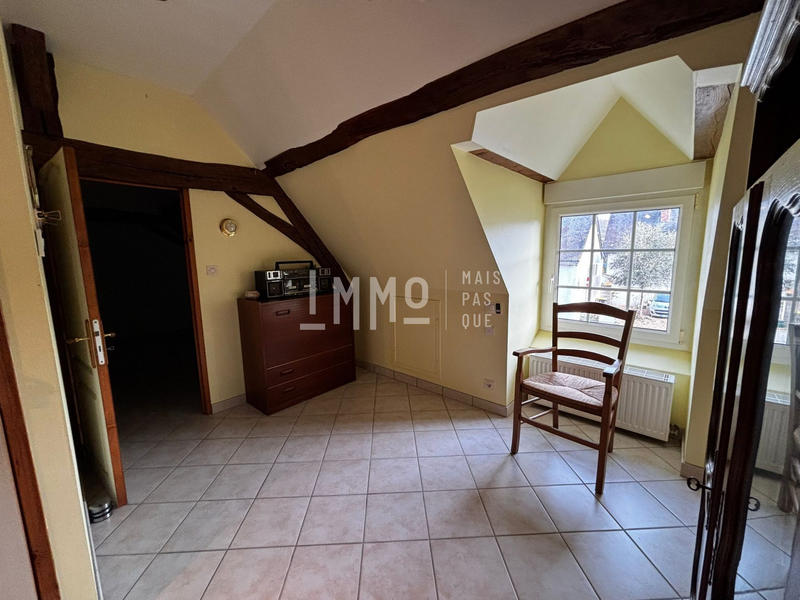 Maison - 173 m² - 9 pièces