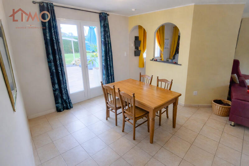 Maison traditionnelle - 96 m² - 5 pièces