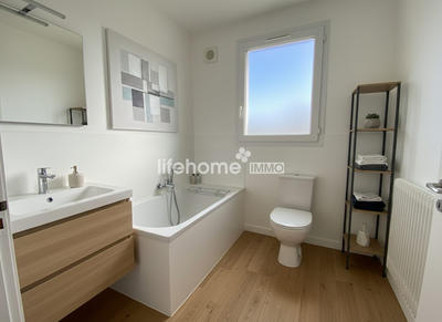 Maison - 81 m² - 4 pièces