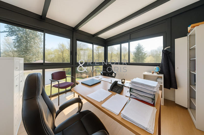 Mas - 432 m² - 8 pièces