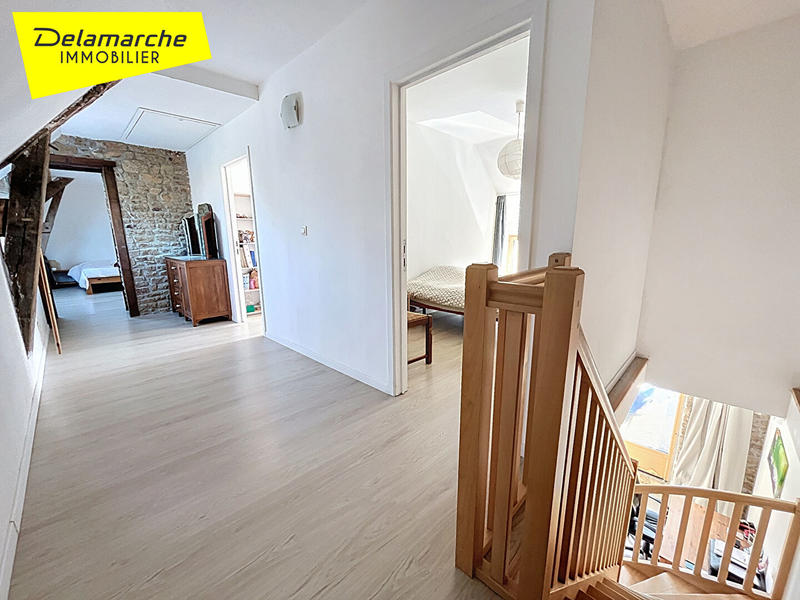 Maison - 163 m² - 9 pièces