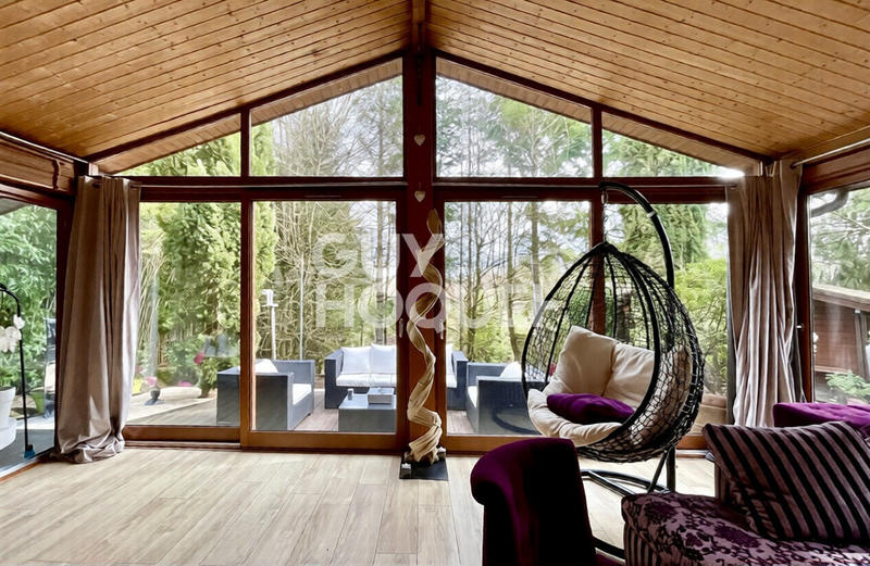 Maison - 110 m² - 4 pièces