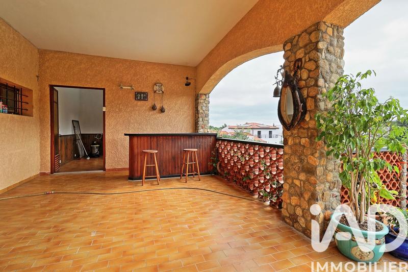 Maison - 170 m² - 6 pièces