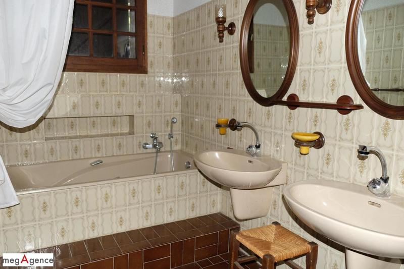 Maison en pierre - 143 m² - 5 pièces