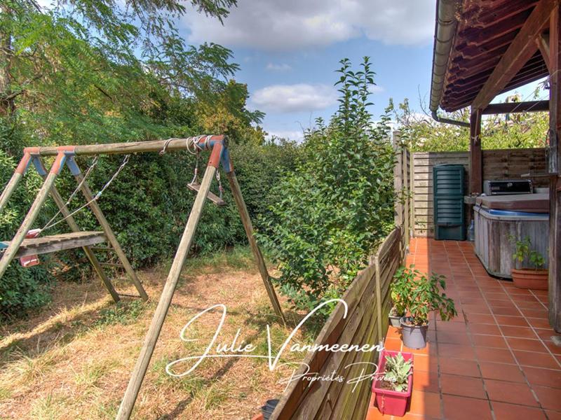 Maison - 248 m² - 7 pièces