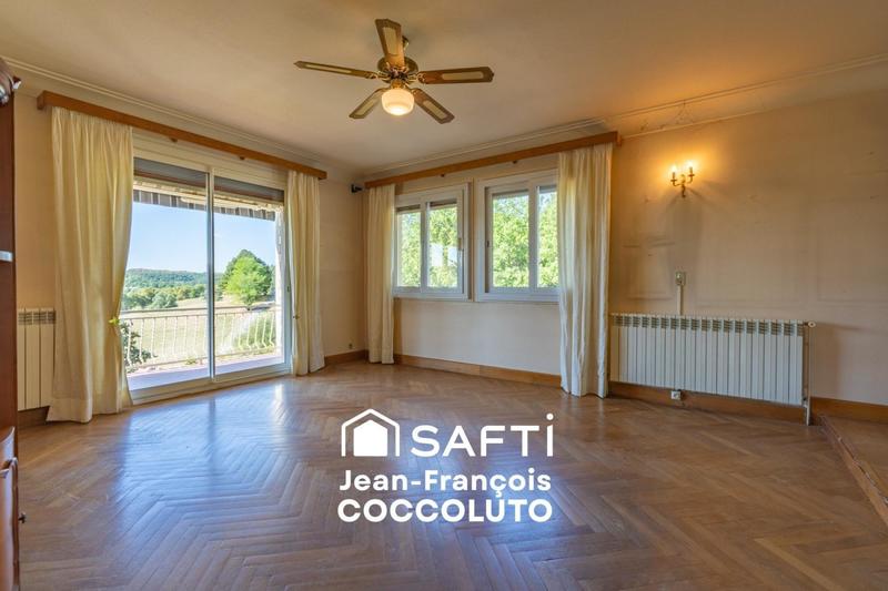 Maison - 174 m² - 5 pièces