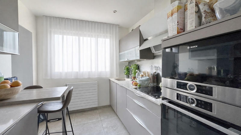 Appartement - 110 m² - 5 pièces