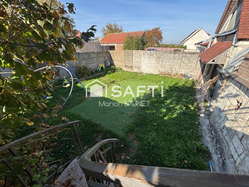 Maison - 175 m² - 9 pièces