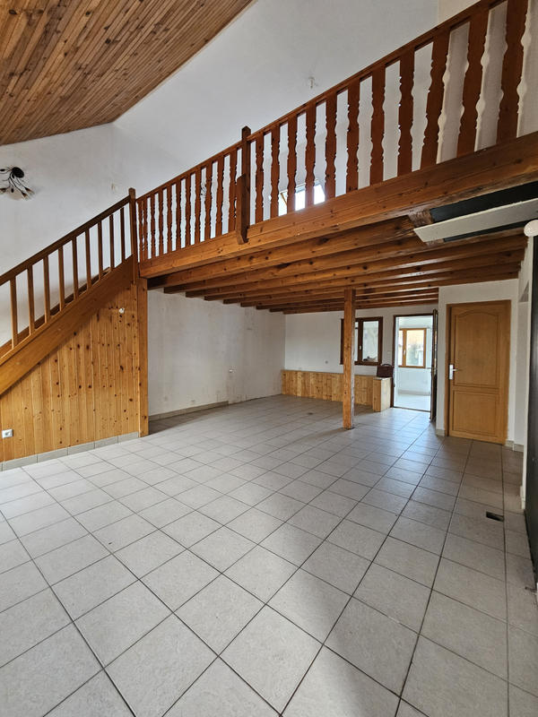 Maison - 106 m² - 5 pièces