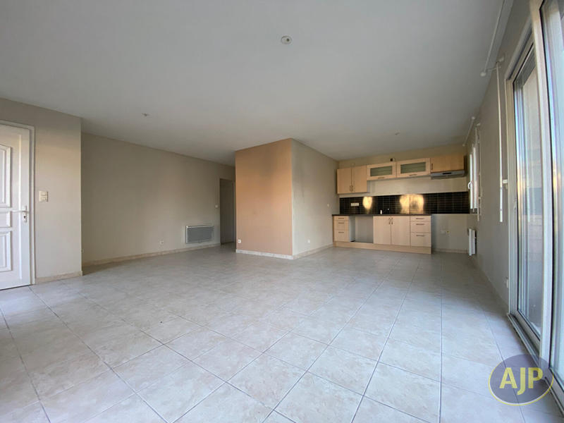 Maison - 75 m² - 4 pièces