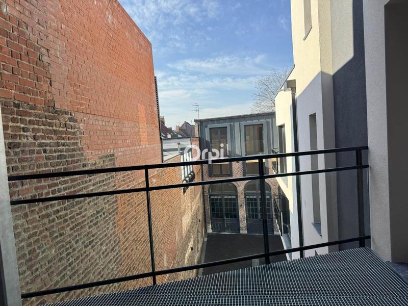 Loft - 117 m² - 3 pièces