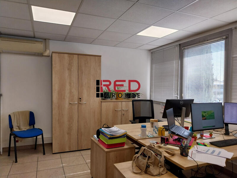 Bureau - 127 m²