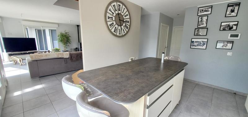 Maison - 142 m² - 7 pièces