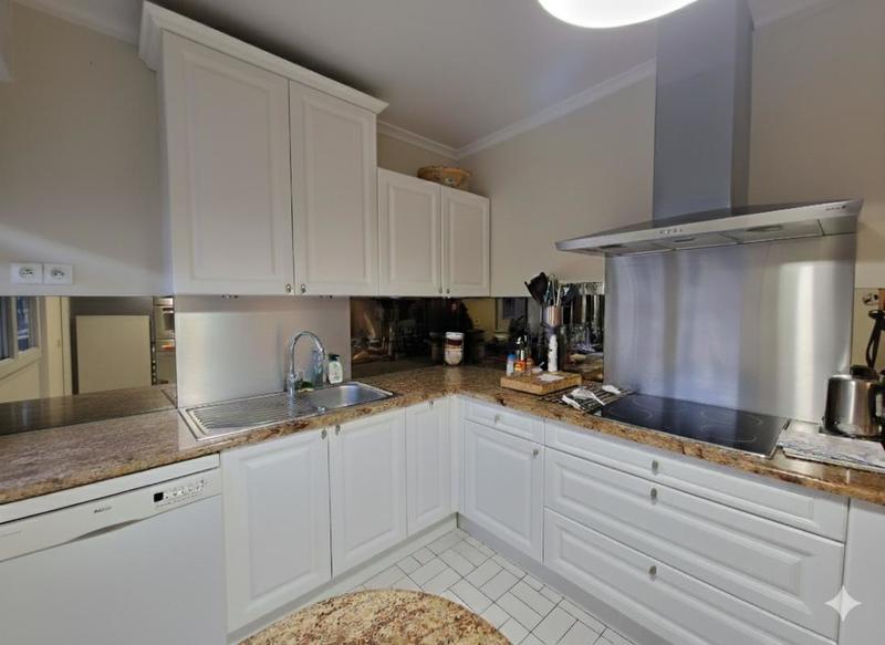 Appartement - 85 m² - 3 pièces